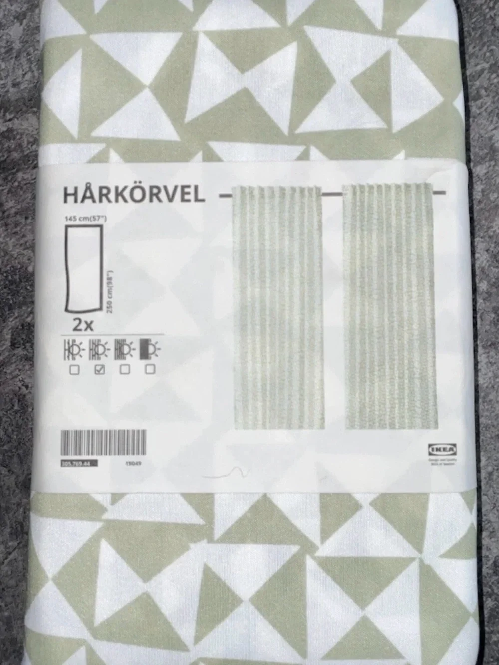 2 IKEA HÅRKÖRVEL Long Curtain Panels - White and Light Green Geometric Pattern